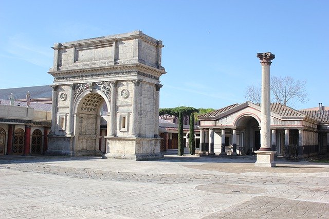 Rome Cinecittà Set Designer - GIMP online editor free Free download Rome Cinecittà Set Designer - free photo or picture to be edited with GIMP online image editor