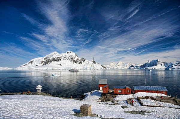 Antarctic Ghost Town from Chrome web store to be run with OffiDocs Chromium online Antarctic Ghost Town from Chrome web store to be run with OffiDocs Chromium online