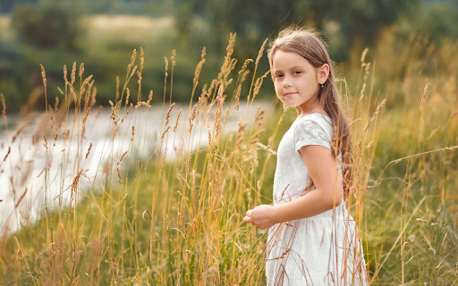 Brown haired girl from Chrome web store to be run with OffiDocs Chromium online Brown haired girl from Chrome web store to be run with OffiDocs Chromium online