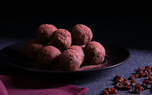 Close up of Truffle Balls on a Plate from Chrome web store to be run with OffiDocs Chromium online Close up of Truffle Balls on a Plate from Chrome web store to be run with OffiDocs Chromium online