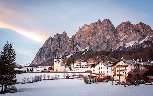 Mountain house and snow from Chrome web store to be run with OffiDocs Chromium online Mountain house and snow from Chrome web store to be run with OffiDocs Chromium online