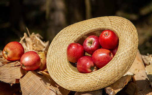 Ripe apple hat from Chrome web store to be run with OffiDocs Chromium online Ripe apple hat from Chrome web store to be run with OffiDocs Chromium online