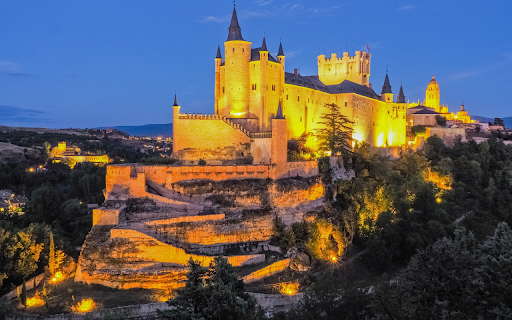 The castle glows from Chrome web store to be run with OffiDocs Chromium online The castle glows from Chrome web store to be run with OffiDocs Chromium online