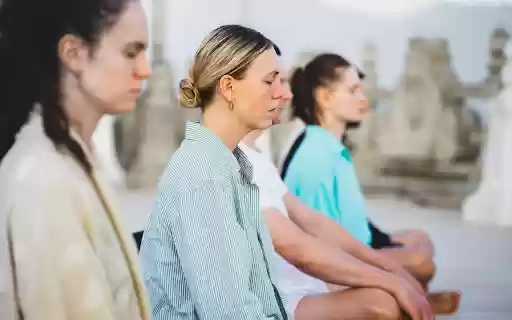 Women meditate from Chrome web store to be run with OffiDocs Chromium online Women meditate from Chrome web store to be run with OffiDocs Chromium online